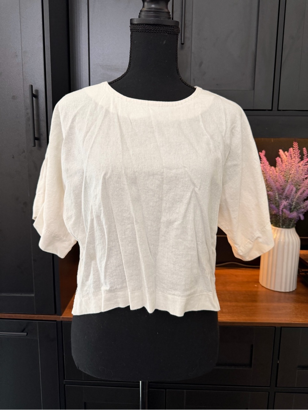 DKNY Ivory Short-Sleeve Cropped Crewneck Top